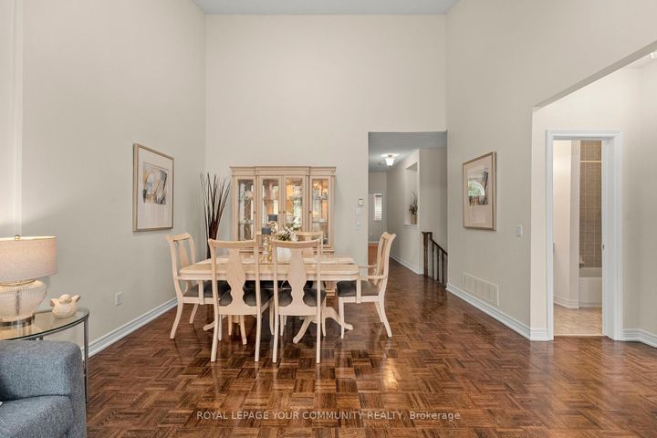 Photo 5 at 29 Cliveden Place, Berczy, Markham
