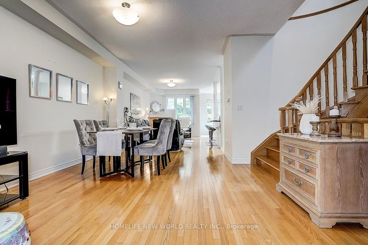 Photo 5 at 2305 WOODFIELD Road, RO River Oaks, Oakville