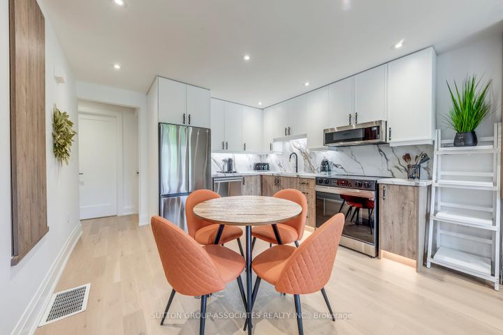 Photo 5 at 359 Harvie Avenue, Fairbank, Toronto