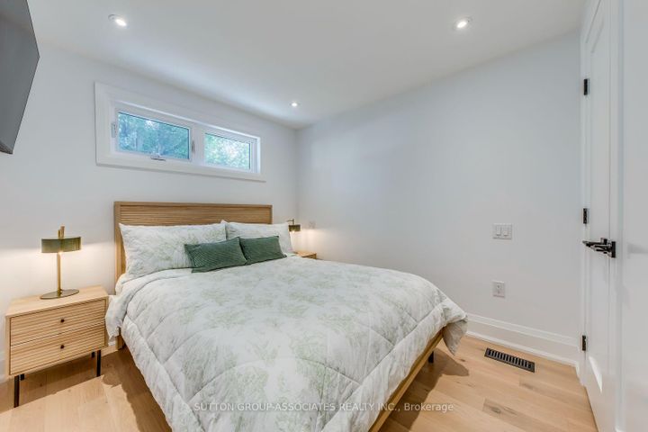 Photo 8 at 359 Harvie Avenue, Fairbank, Toronto
