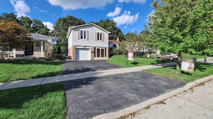 Photo 1 at 148 Cliffwood Road, Hillcrest Village, Toronto
