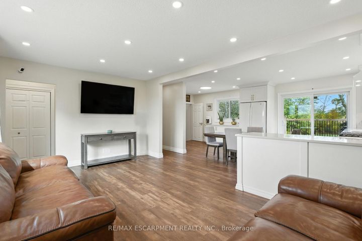 Photo 14 at 293 Regional Rd 20, Rural Stoney Creek, Hamilton