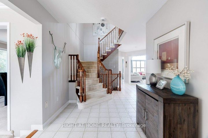 Photo 3 at 2109 Berwick Drive, Rose, Burlington