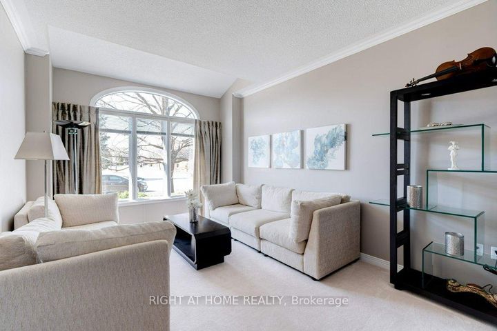 Photo 7 at 2109 Berwick Drive, Rose, Burlington