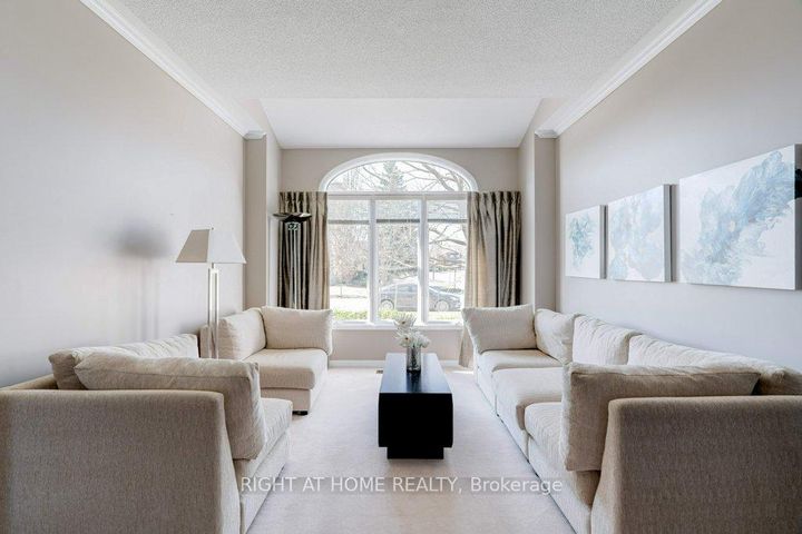 Photo 8 at 2109 Berwick Drive, Rose, Burlington