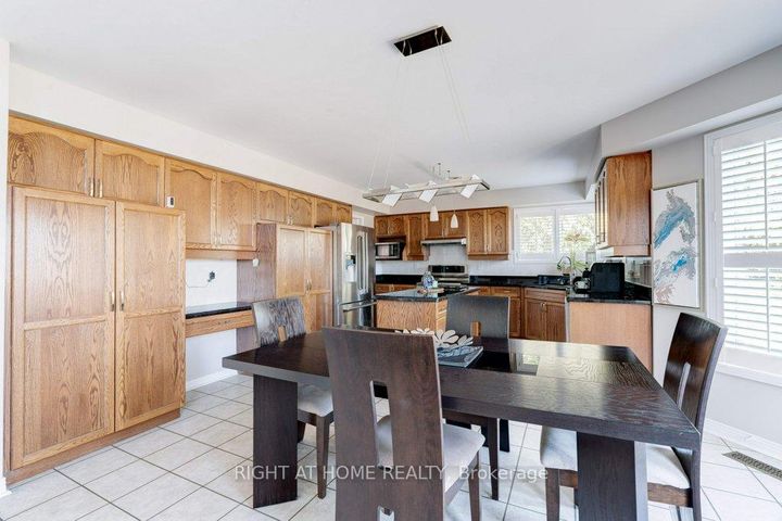 Photo 10 at 2109 Berwick Drive, Rose, Burlington