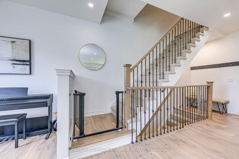Photo 17 at 18 - 140 Long Branch Avenue, Long Branch, Toronto