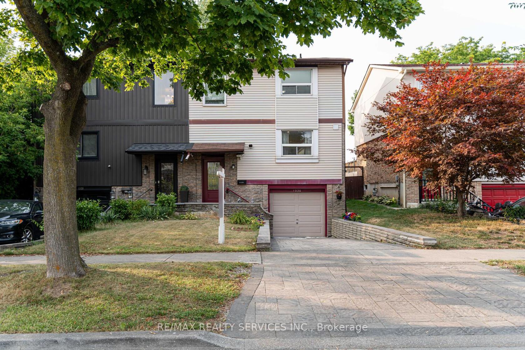 1330 Brands Court N, Liverpool, Pickering 2