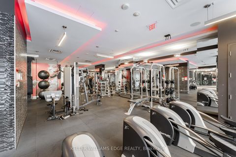 Photo 30 at 821 - 560 Front Street W, Waterfront Communities C1, Toronto