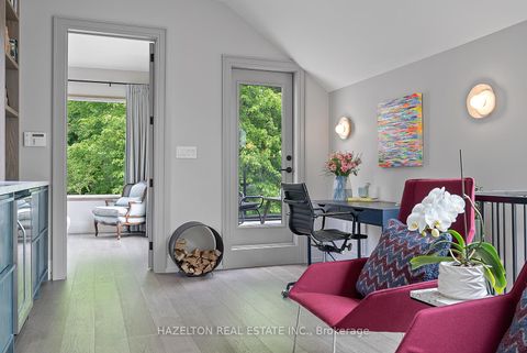 Photo 22 at 35 Worthington Crescent, Swansea, Toronto