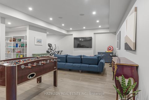 Photo 29 at 35 Worthington Crescent, Swansea, Toronto