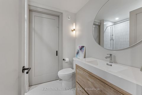 Photo 33 at 35 Worthington Crescent, Swansea, Toronto
