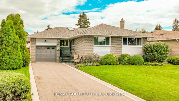 Photo 2 at 36 Alderbury Crescent, Avondale, Brampton