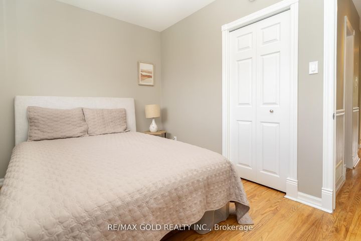 Photo 23 at 36 Alderbury Crescent, Avondale, Brampton