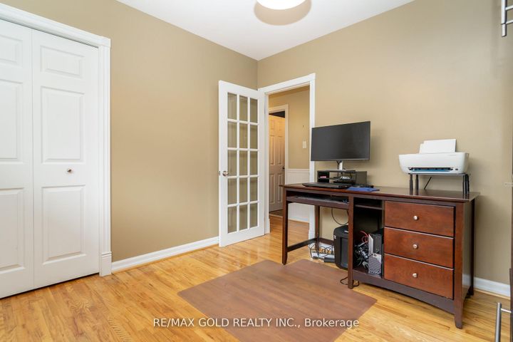 Photo 27 at 36 Alderbury Crescent, Avondale, Brampton