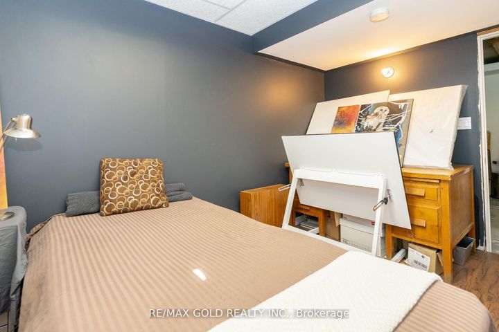 Photo 29 at 36 Alderbury Crescent, Avondale, Brampton