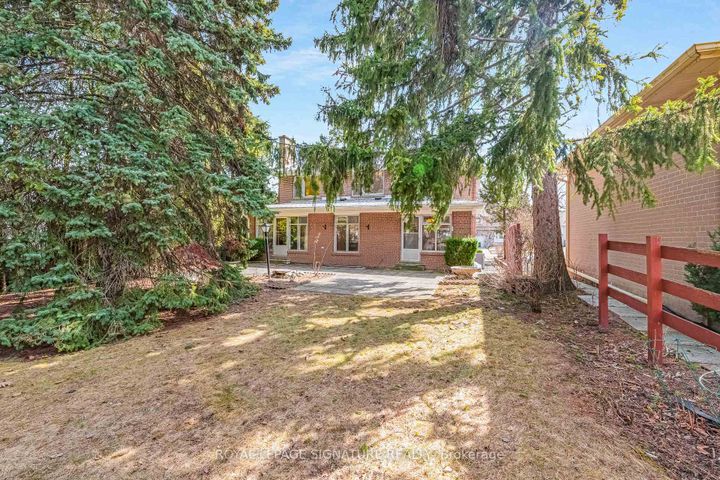 Photo 31 at 12 Feldbar Court, Willowdale East, Toronto