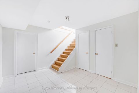 Photo 25 at 12 Feldbar Court, Willowdale East, Toronto