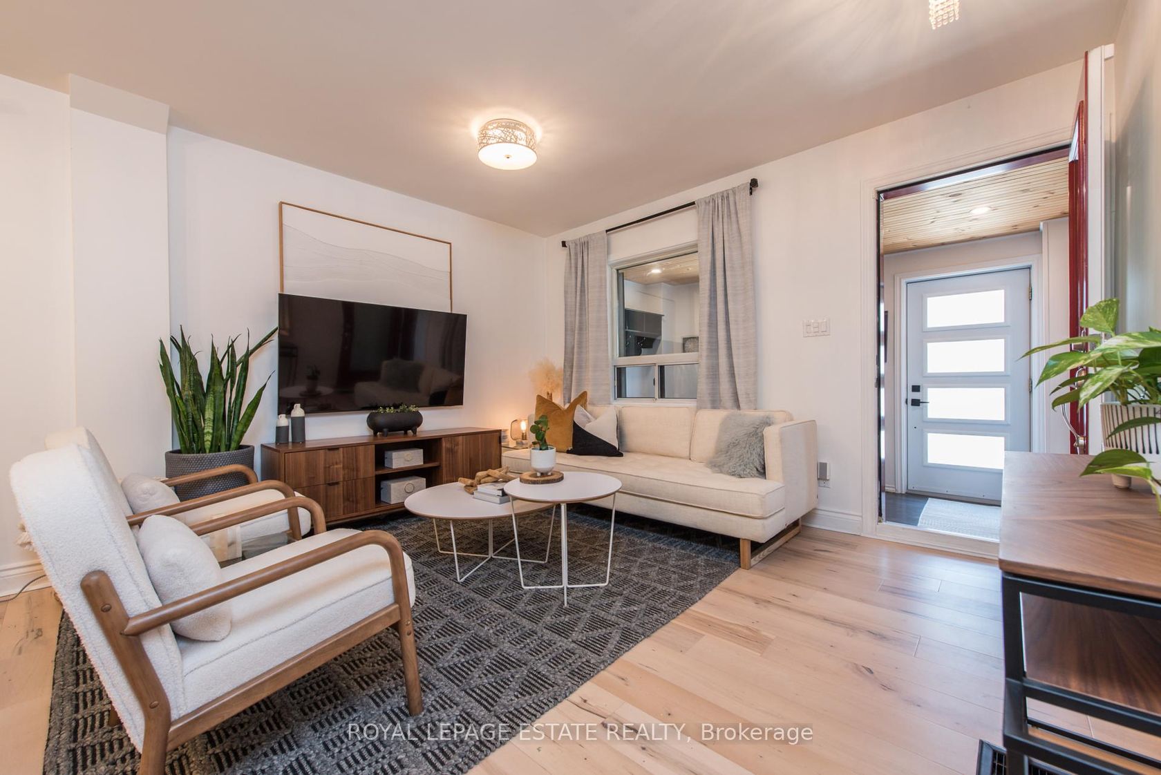 2311 Gerrard Street E, Danforth, Toronto 