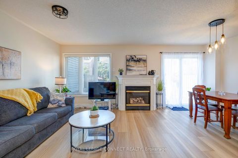 Photo 11 at 59 Bar Harbour Square, Centennial Scarborough, Toronto