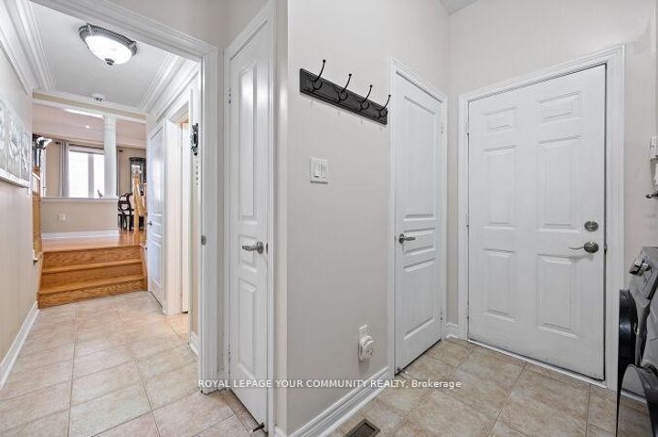 Photo 13 at 40 Barberry Crescent, Oak Ridges, Richmond Hill