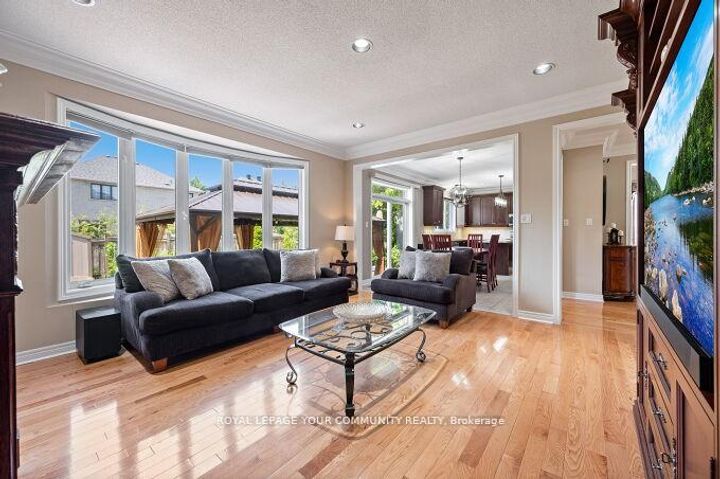 Photo 24 at 40 Barberry Crescent, Oak Ridges, Richmond Hill