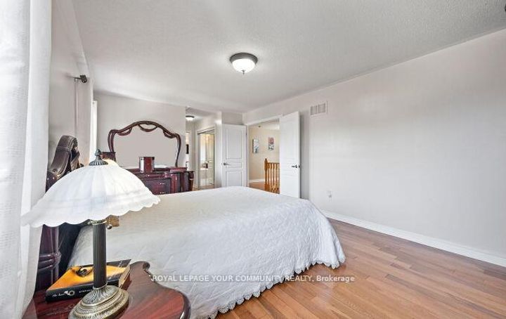 Photo 28 at 40 Barberry Crescent, Oak Ridges, Richmond Hill