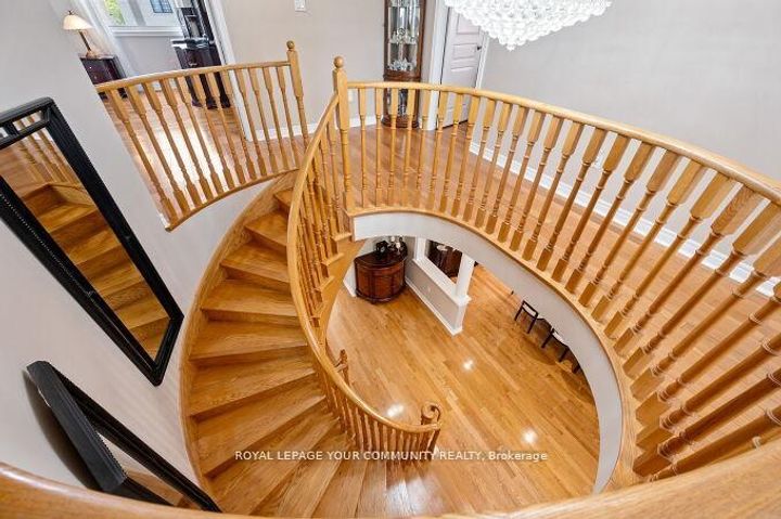 Photo 39 at 40 Barberry Crescent, Oak Ridges, Richmond Hill