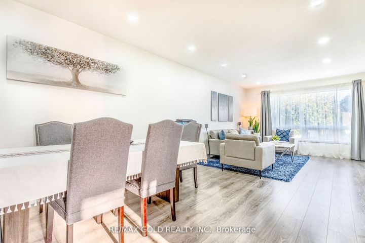 Photo 10 at 36 Garfield Crescent, Brampton North, Brampton
