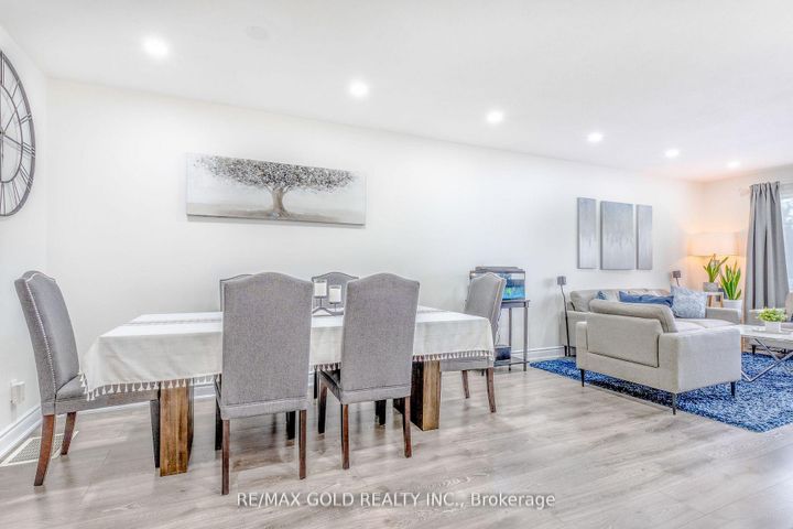 Photo 11 at 36 Garfield Crescent, Brampton North, Brampton