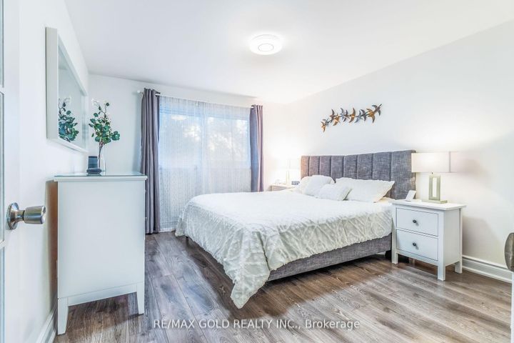 Photo 18 at 36 Garfield Crescent, Brampton North, Brampton