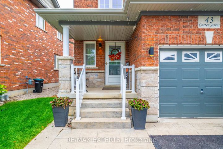 Photo 2 at 43 Carter Street, Bradford, Bradford West Gwillimbury