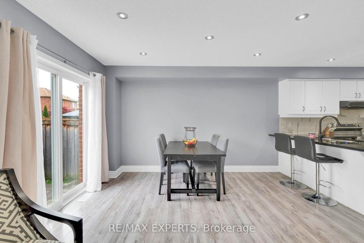 Photo 11 at 43 Carter Street, Bradford, Bradford West Gwillimbury