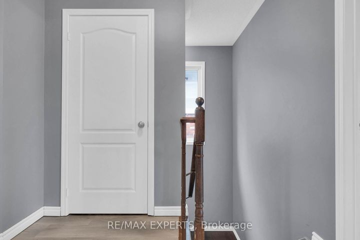 Photo 17 at 43 Carter Street, Bradford, Bradford West Gwillimbury