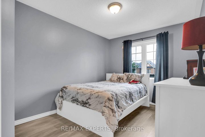 Photo 23 at 43 Carter Street, Bradford, Bradford West Gwillimbury