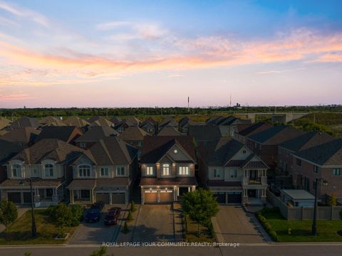 Photo 1 at 61 Ross Vennare Crescent, Kleinburg, Vaughan