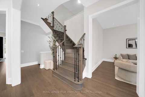Photo 27 at 61 Ross Vennare Crescent, Kleinburg, Vaughan