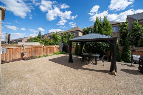 Photo 43 at 61 Ross Vennare Crescent, Kleinburg, Vaughan