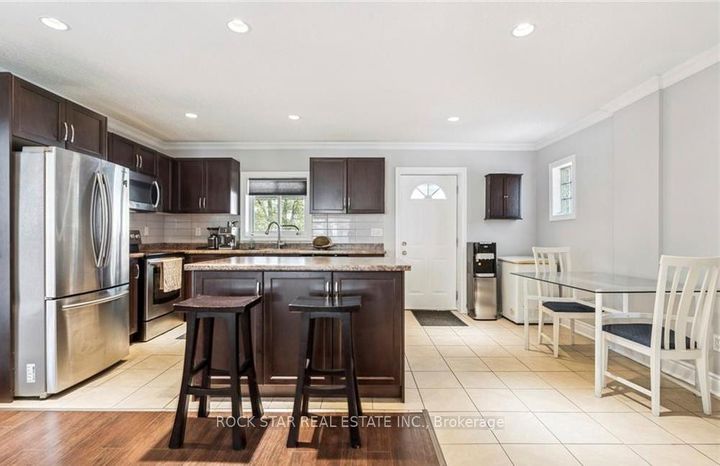Photo 2 at 34 Cliff Avenue, Eastmount, Hamilton