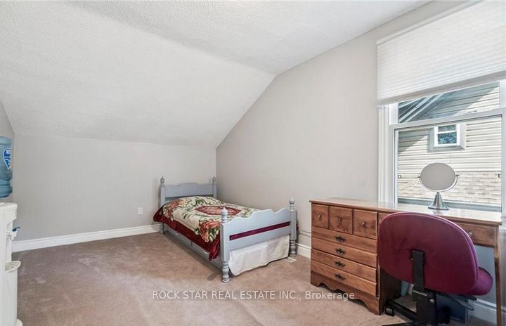 Photo 8 at 34 Cliff Avenue, Eastmount, Hamilton