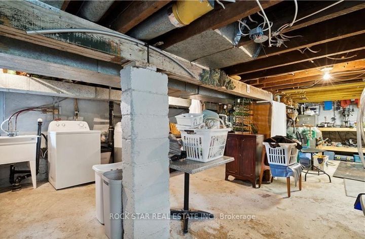 Photo 10 at 34 Cliff Avenue, Eastmount, Hamilton
