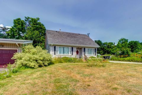 Photo 1 at 528 Big Bay Point Road, Painswick North, Barrie
