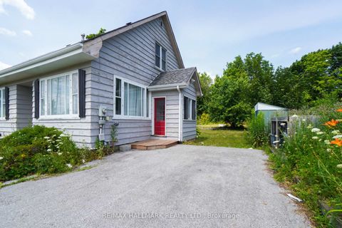 Photo 3 at 528 Big Bay Point Road, Painswick North, Barrie