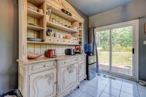 Photo 9 at 528 Big Bay Point Road, Painswick North, Barrie
