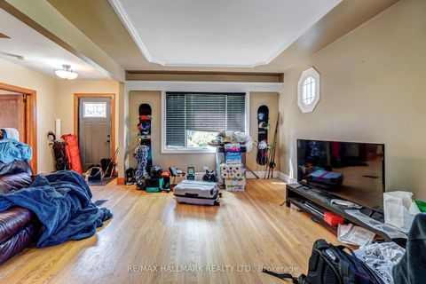 Photo 2 at 534 Big Bay Point Road, Painswick North, Barrie