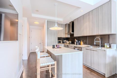 Photo 6 at 305 - 88 Davenport Road, Annex, Toronto