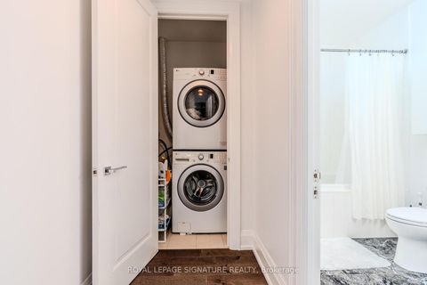 Photo 25 at 305 - 88 Davenport Road, Annex, Toronto