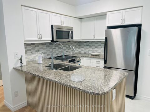 Photo 7 at 3207 - 19 Grand Trunk Crescent, Waterfront Communities C1, Toronto