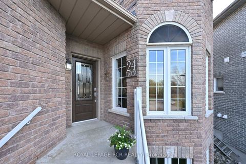 Photo 2 at 24 Tascona Court, Little Lake, Barrie Photo 2 at 24 Tascona Court, Little Lake, Barrie