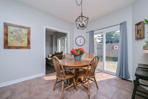 Photo 11 at 24 Tascona Court, Little Lake, Barrie